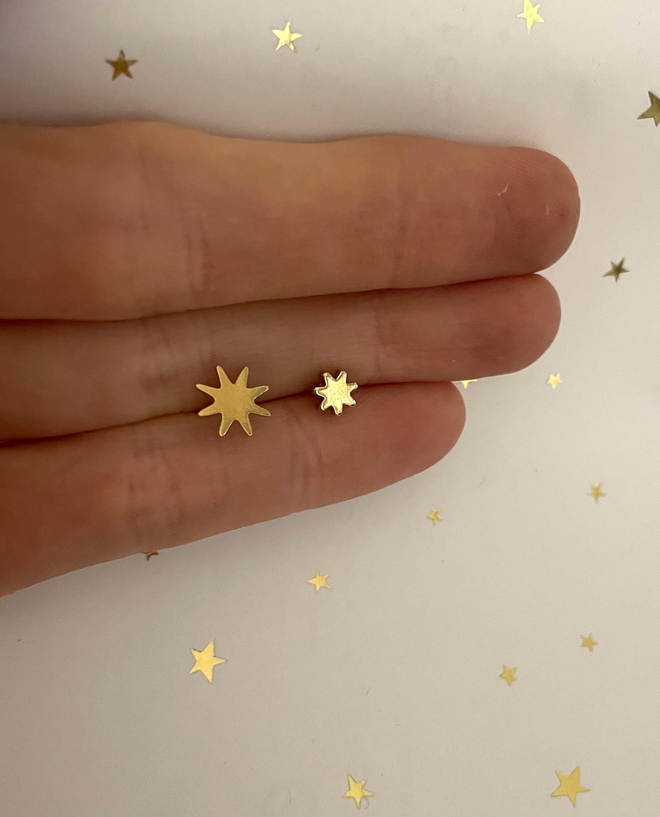 DANI STAR STUDS/simple studs/minimalist studs/simple earrings/flower earrings/ star earrings/ starburst studs/ flower studs