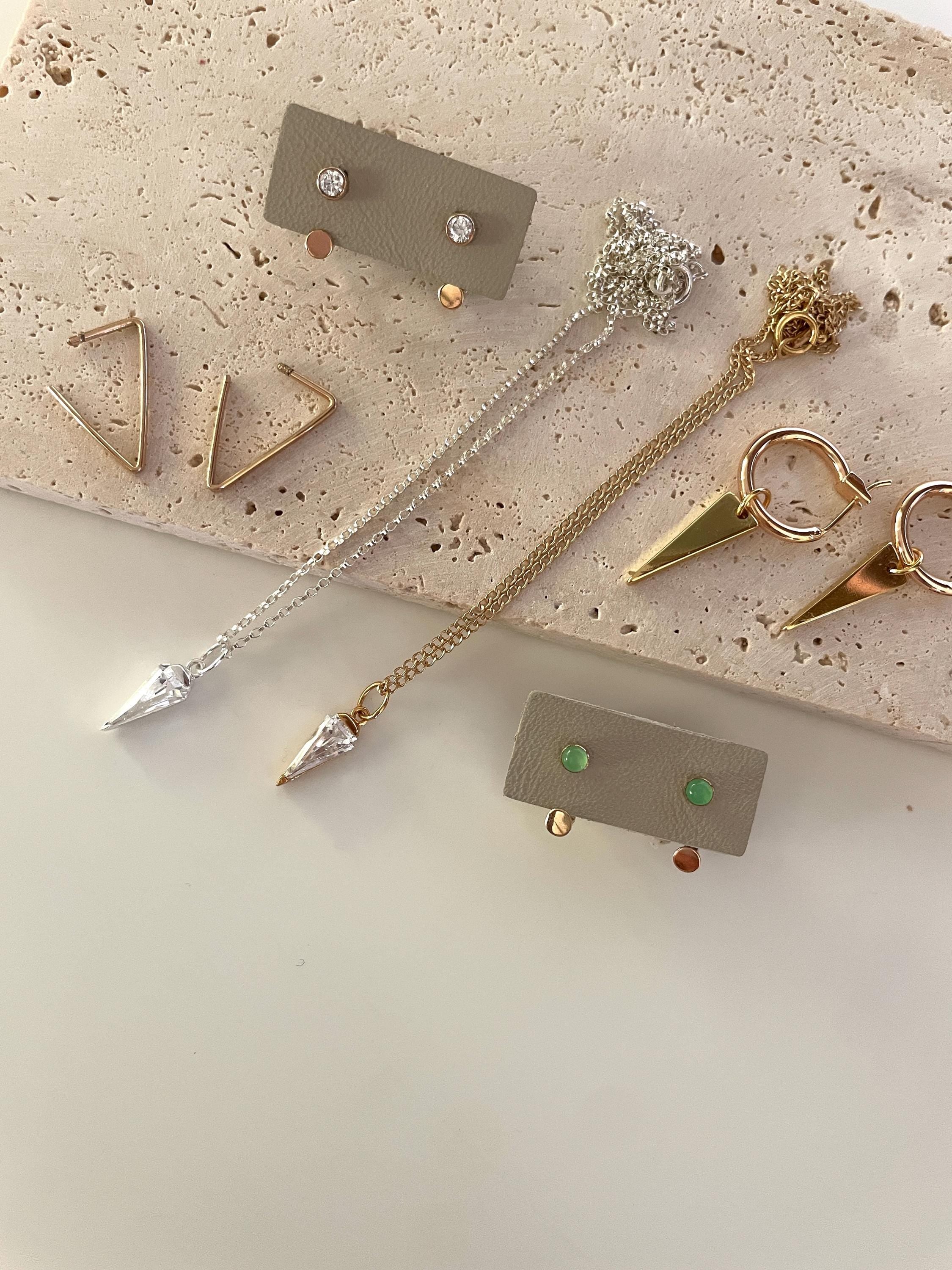 Minimalist GOLD TRIANGLE HOOPS/ 14k gold fill hoops/ modern earrings/ diamond hoops/ simple hoops/ waterproof earrings/ triangle earrings