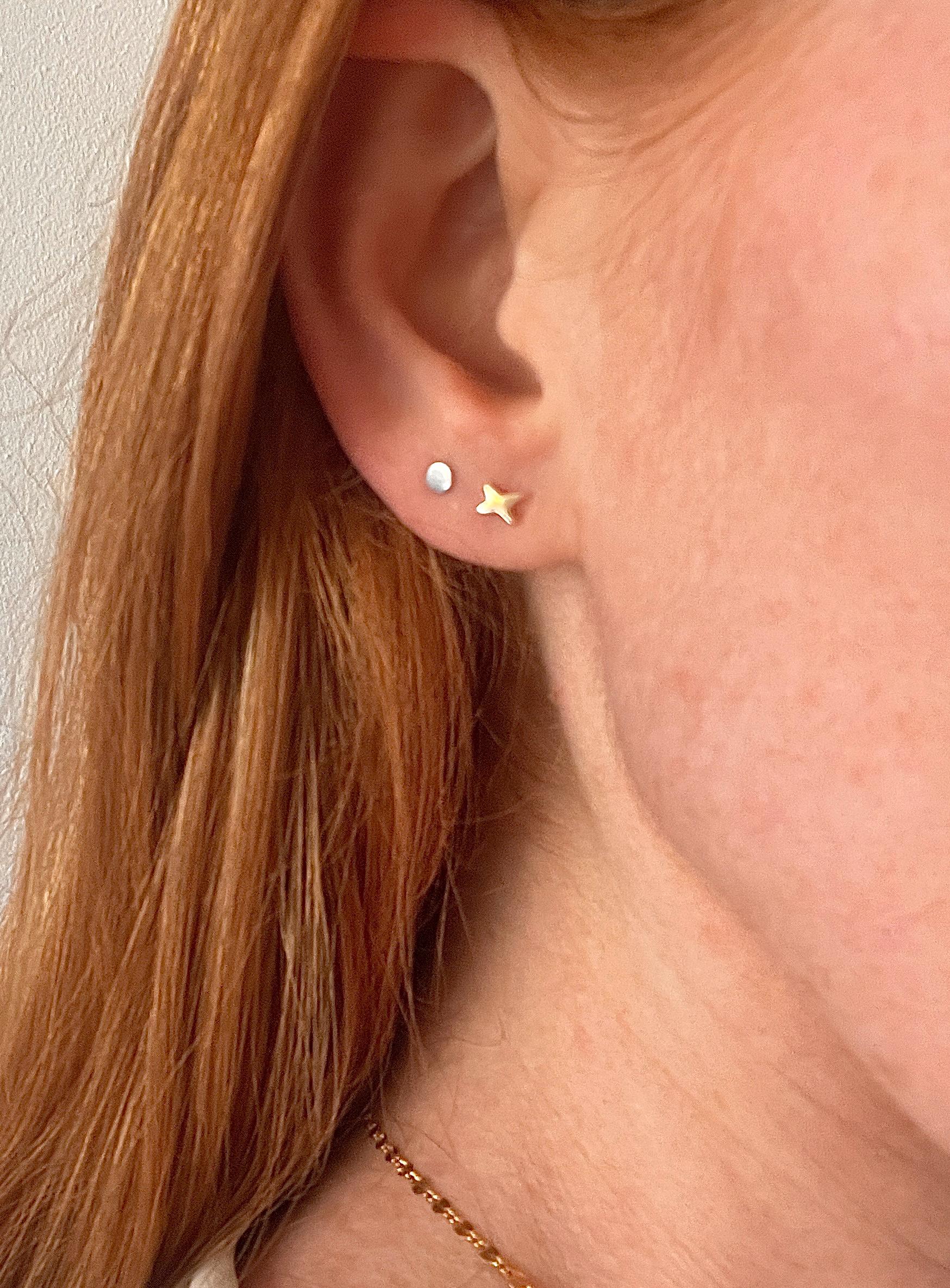 MINIMALIST LEAF STUDS / Star studs/ simple studs/ tree earrings/ dainty star earrings/ sparkle earrings/ branch studs /kiss studs