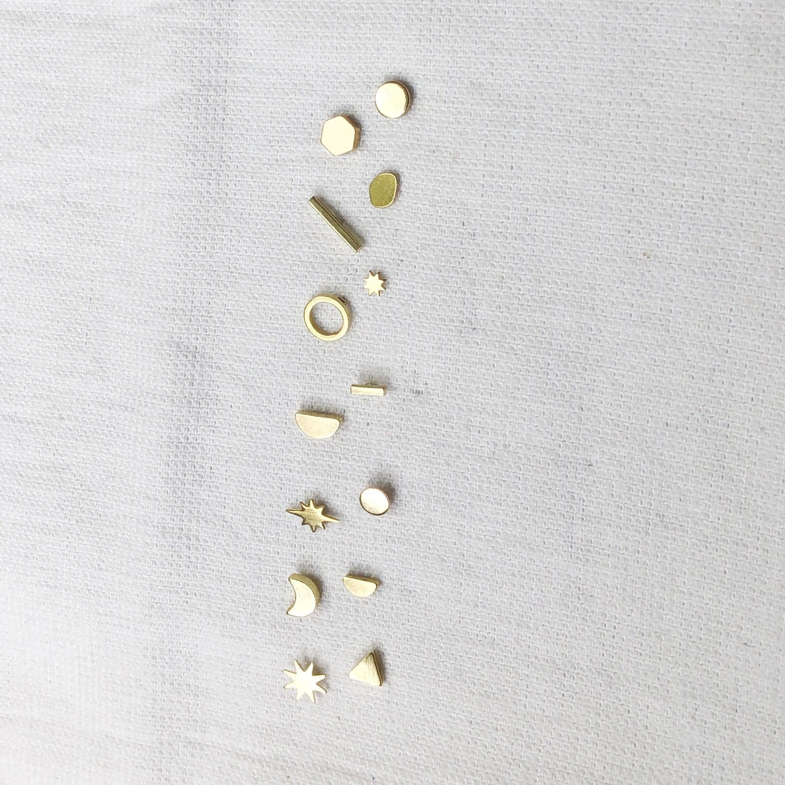 single MIX and MATCH minimalist STUDS/simple studs/unisex studs/simple earrings/geometric jewelry/circle studs/dot earrings/gold studs