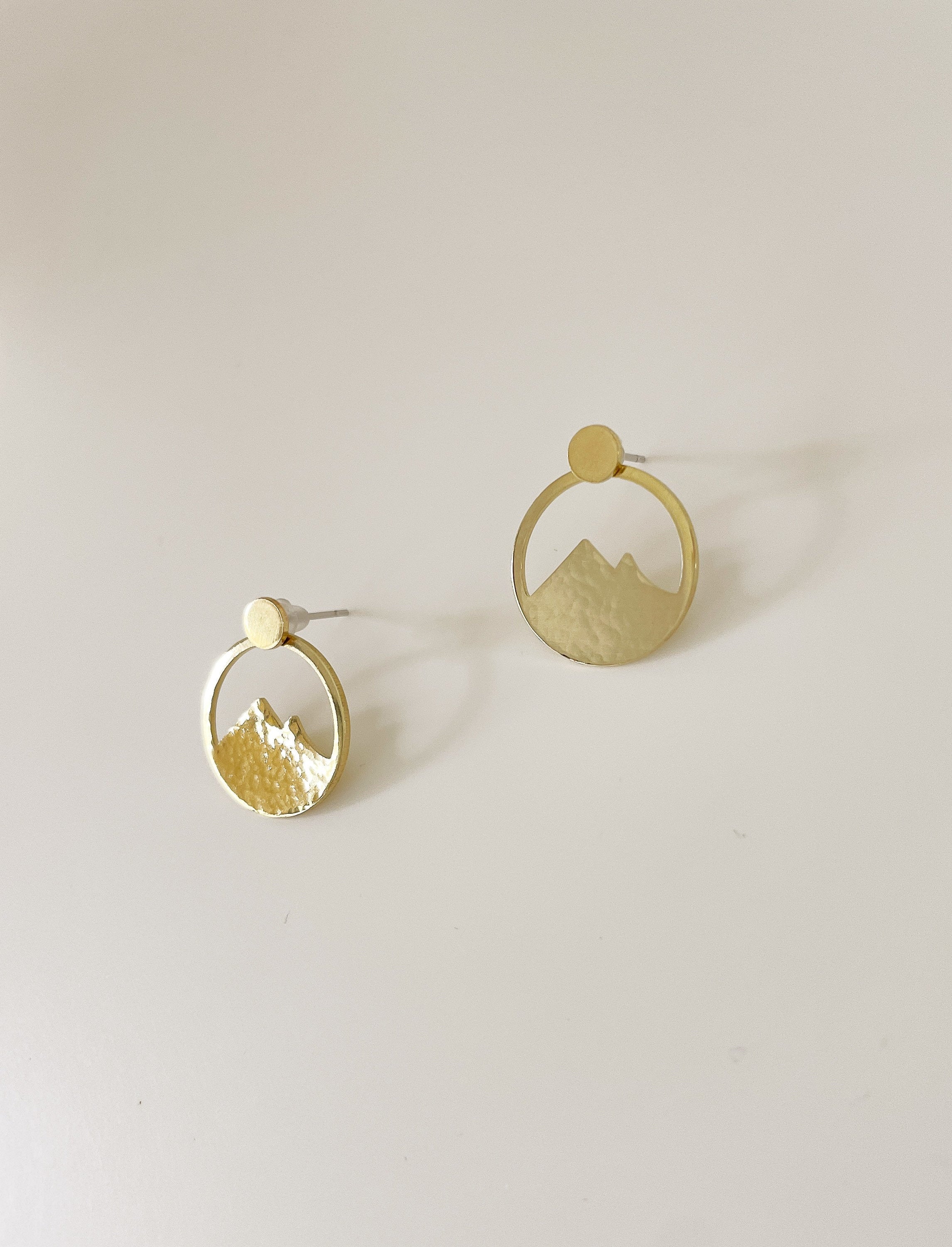 MIRA mountain ear jacket earrings