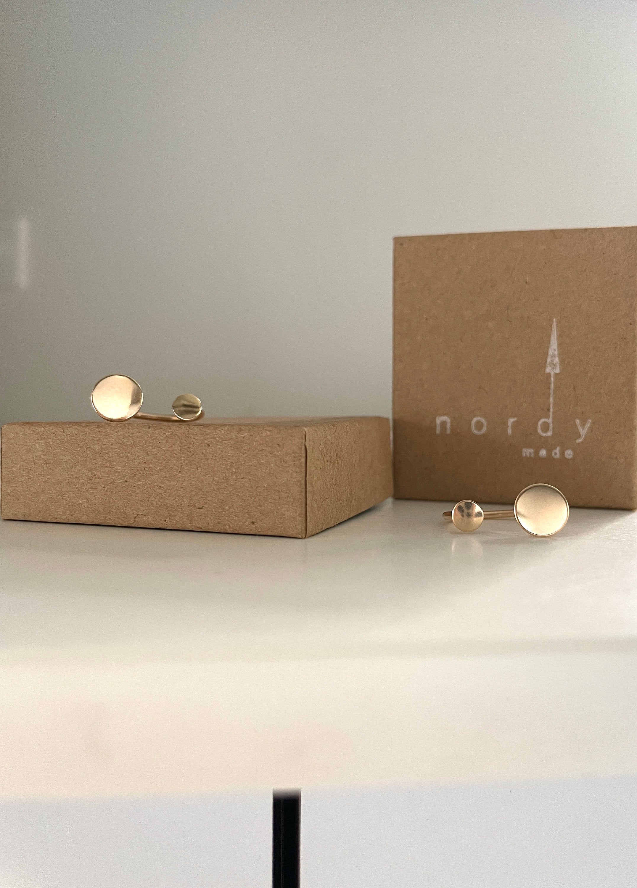 NOLEN ADJUSTABLE RING two dots "together"/minimalist ring/circle ring/stacking ring/seattle jewelry/modern ring/simple ring/nordymade