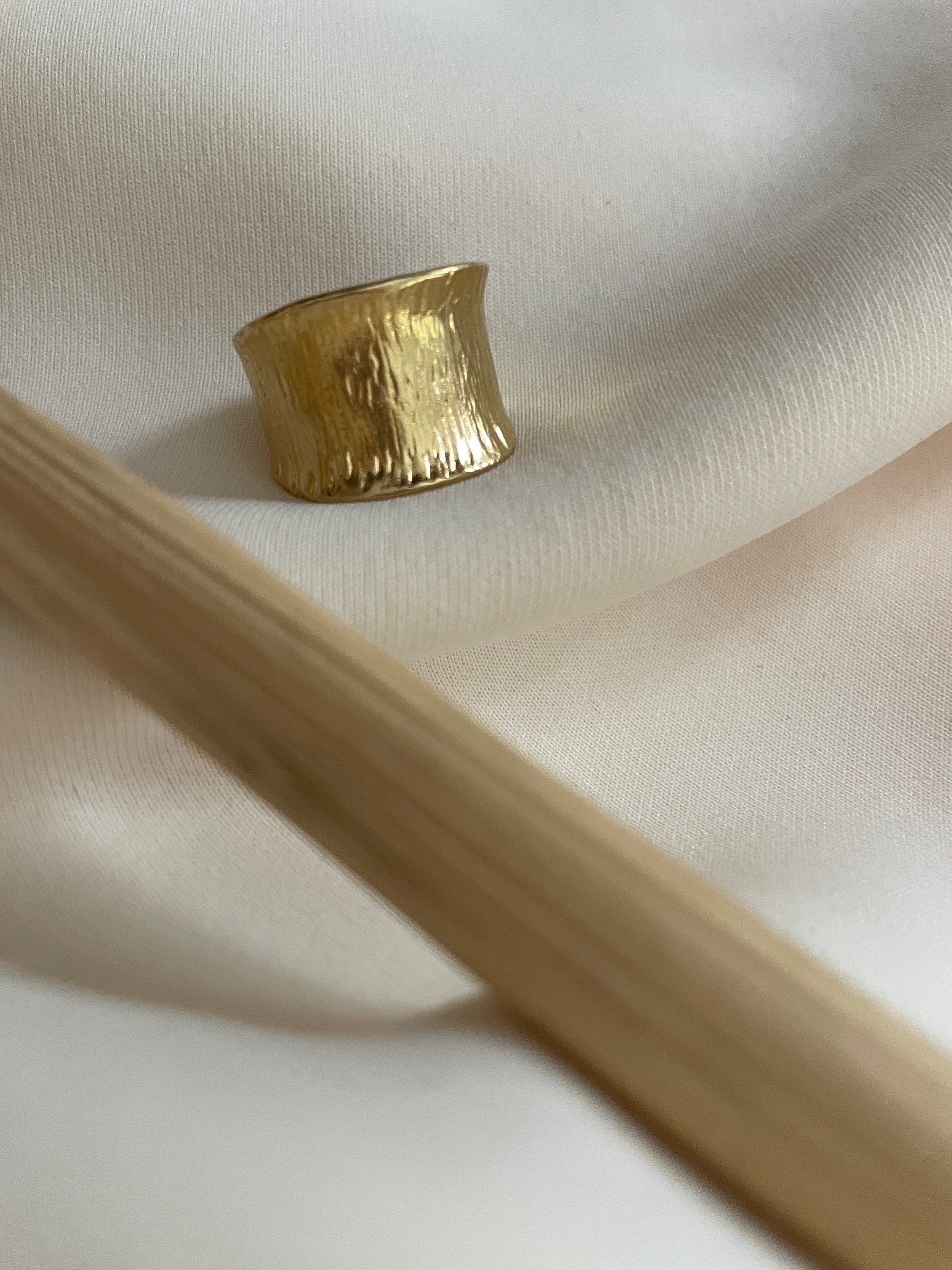 Sivana CHUNKY organic STATEMENT RING/ adjustable ring/ cocktail ring/ index ring/ boho ring/ modern ring/ gold statement ring/ nordymade