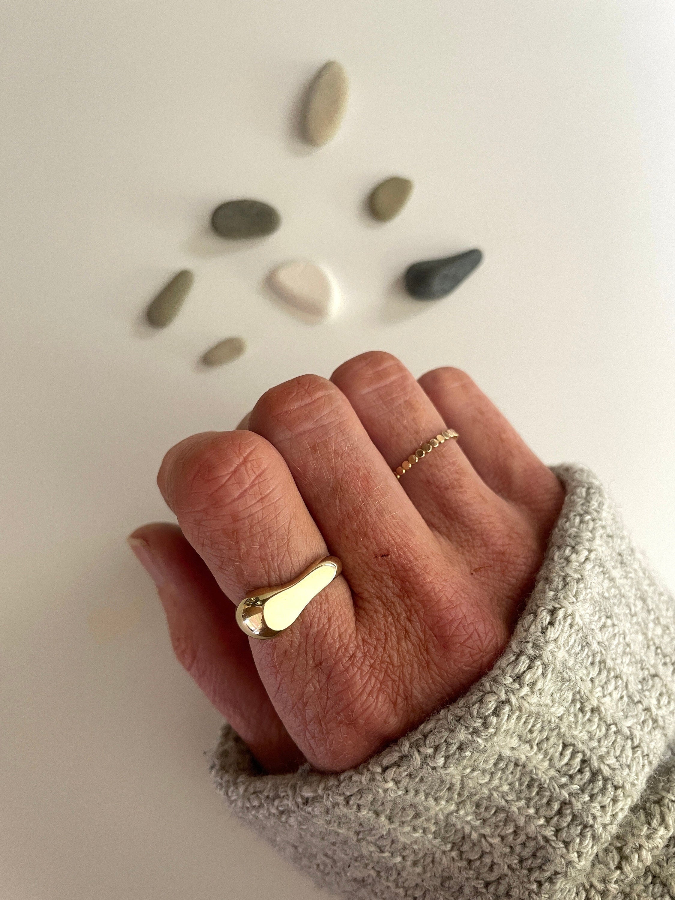 Willas MINIMALIST statement SIGNET RING/ adjustable boho ring/ cocktail ring/ gold statement ring/ chunky ring/ modern ring/ organic ring/