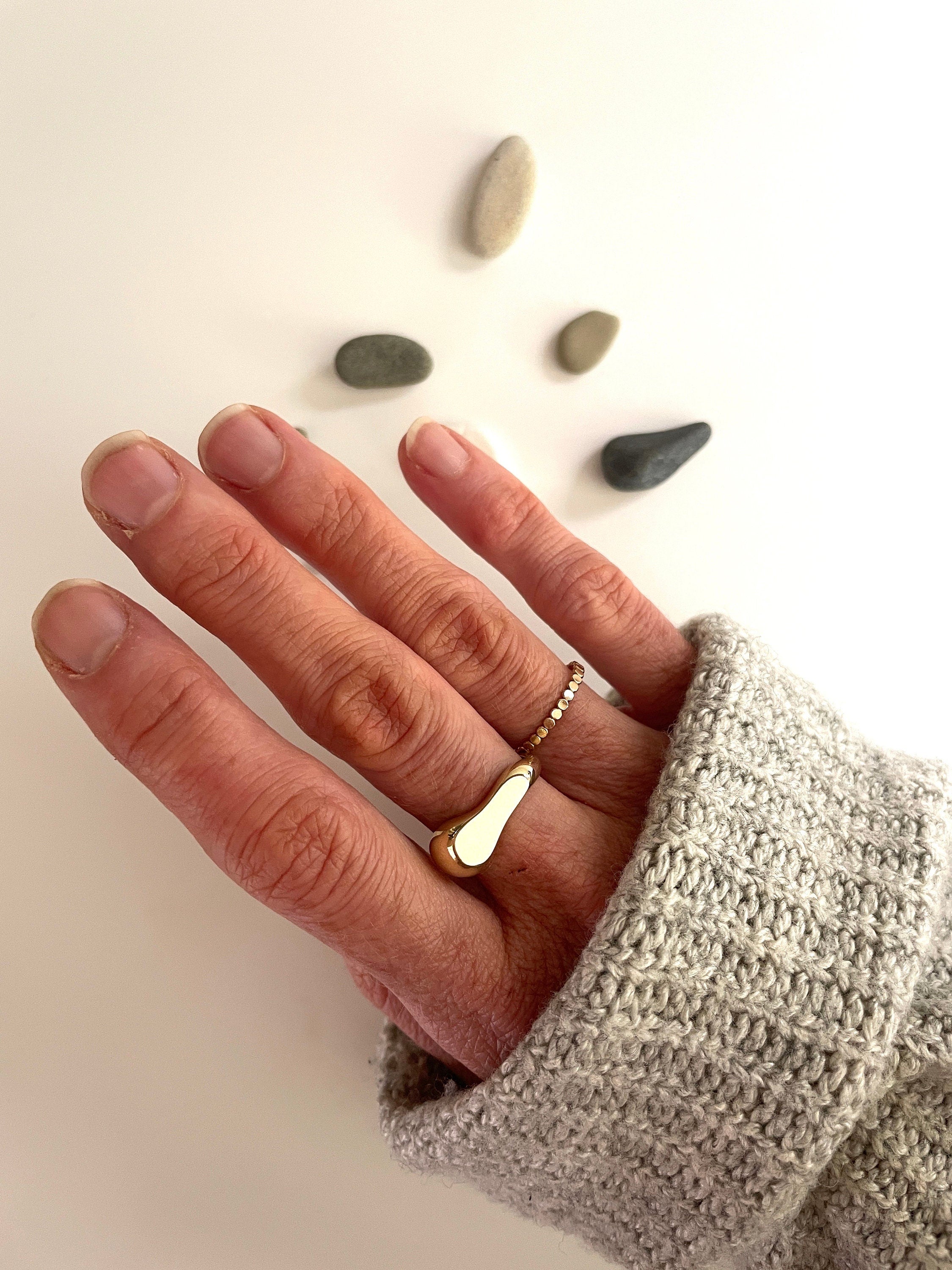 Willas MINIMALIST statement SIGNET RING/ adjustable boho ring/ cocktail ring/ gold statement ring/ chunky ring/ modern ring/ organic ring/