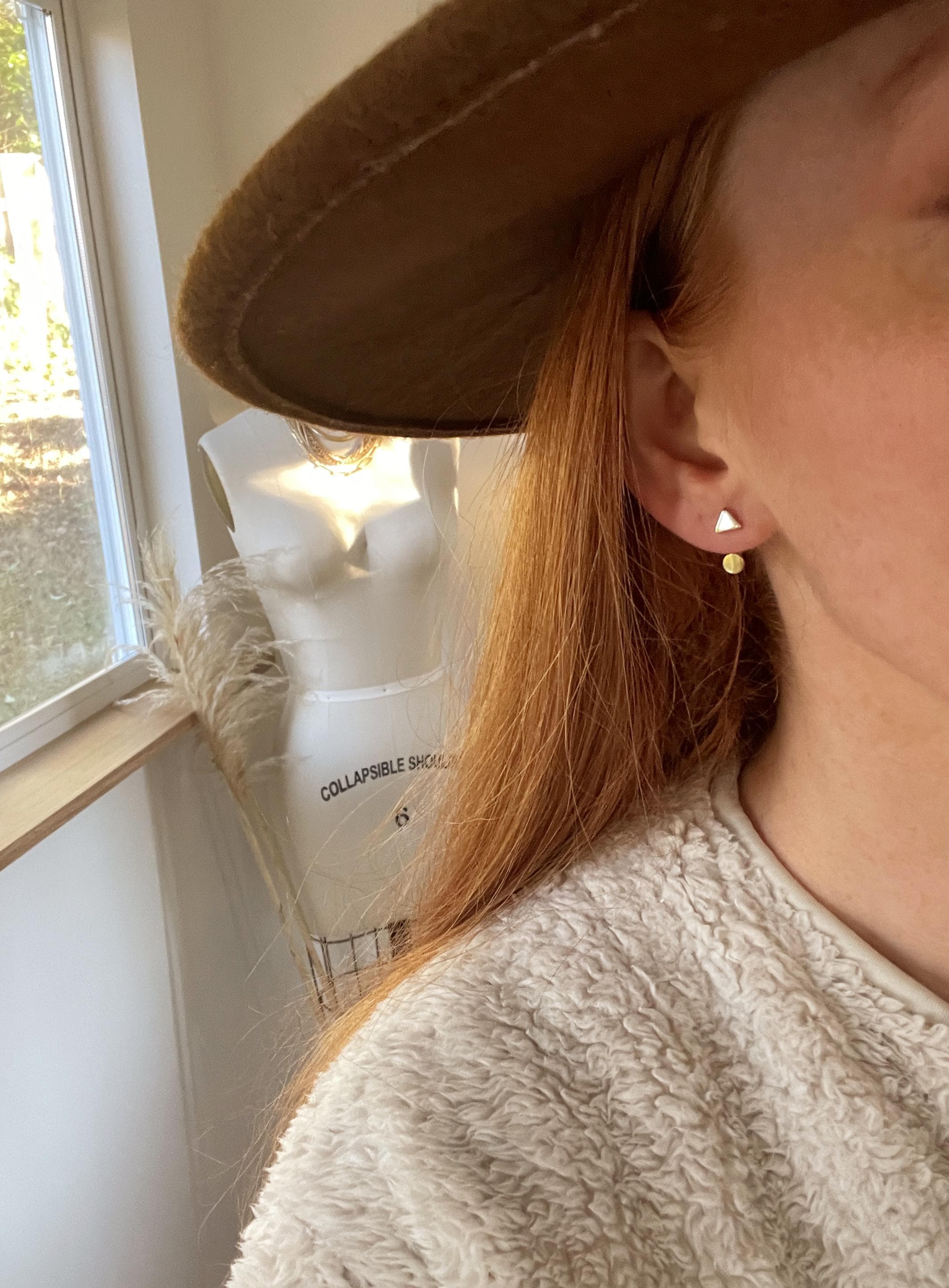 Ida floating double DOT EAR JACKETS/hammered circle ear jackets/minimalist earrings/geometric jewelry/stud earrings/circle earrings