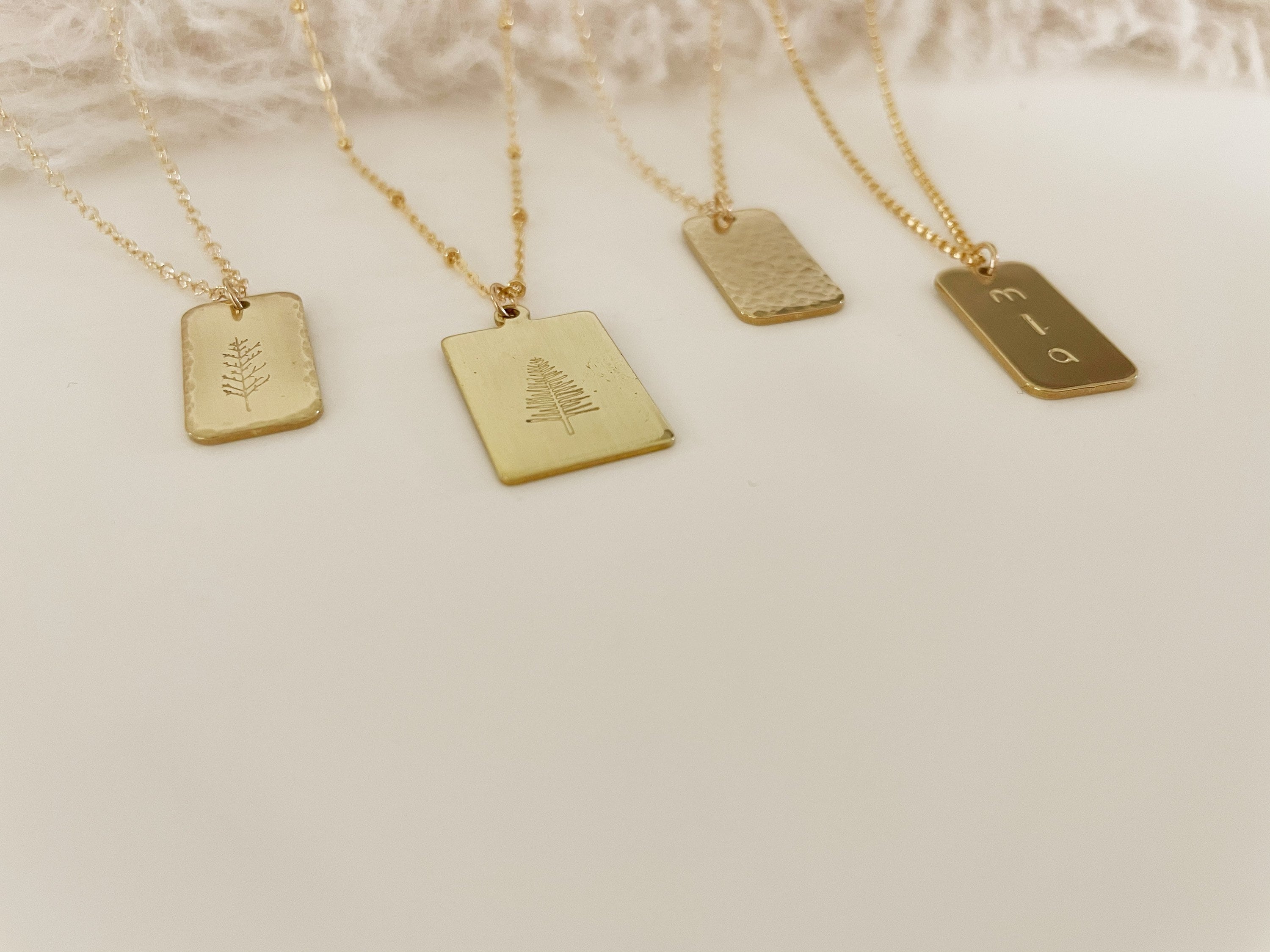 AMIE hammered edge branch RECTANGLE NECKLACE/tree necklace/plant necklace/Gold Filled necklace/layering necklace/simple necklace